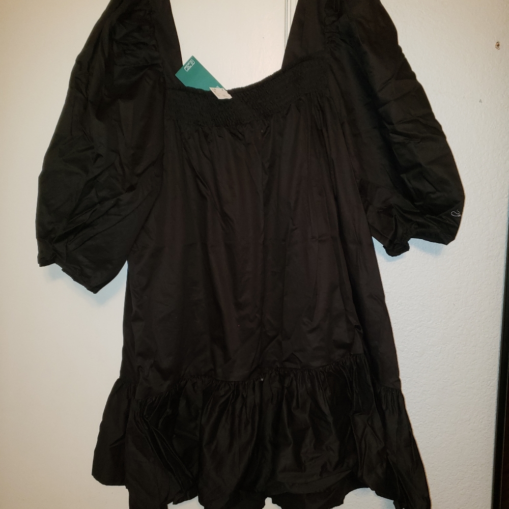 Cleaning closet and to big. - Picture 2 of 2
